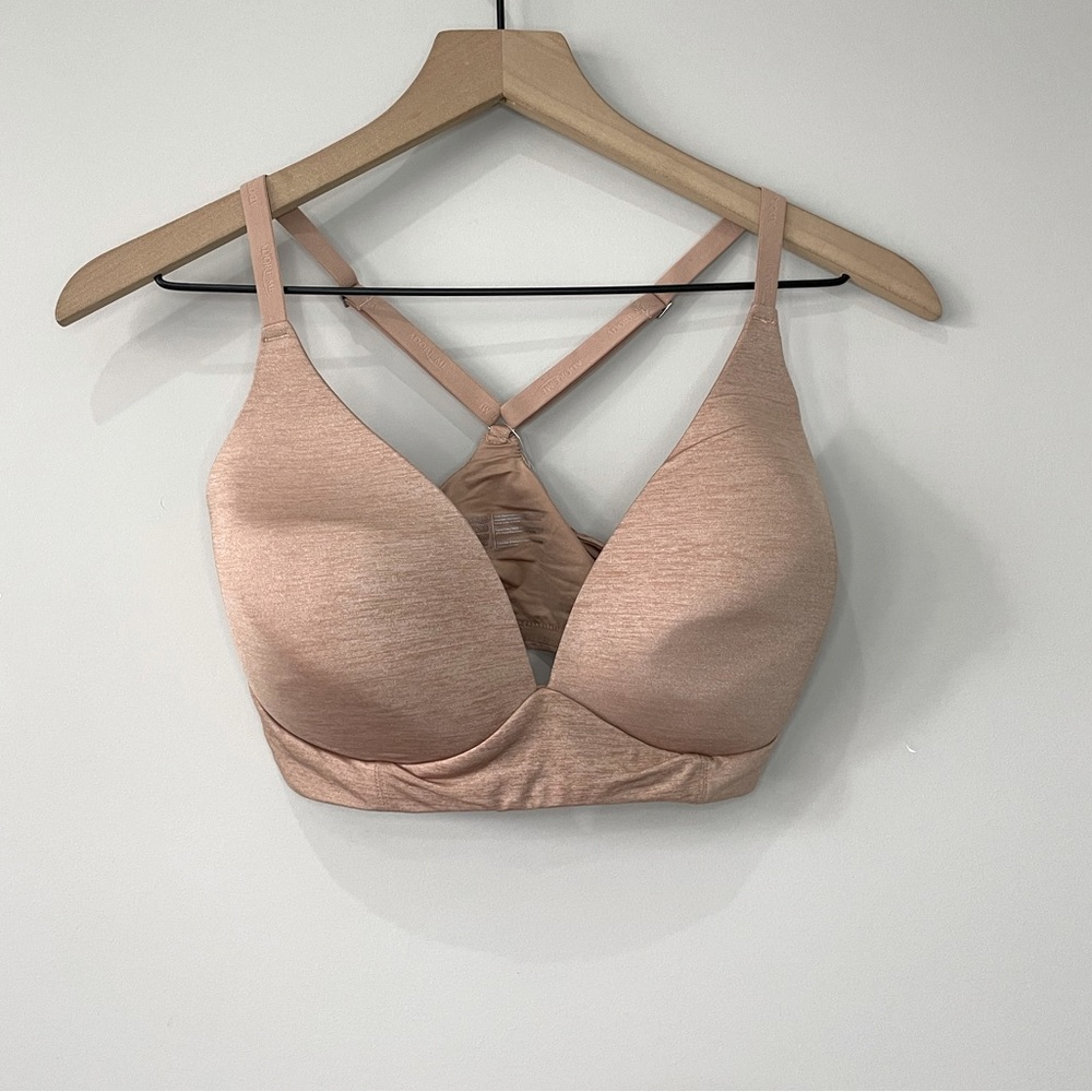Light Pink Seamless Padded Wireless Bra with Crisscross Back